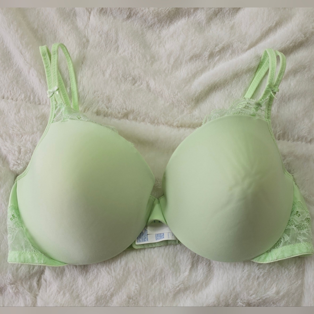 Olga Soft Molded Light Green Lace-Trim Bra Size 38C